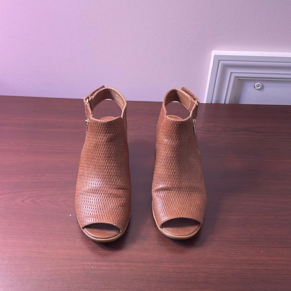 Baretraps Ivey heeled sandals